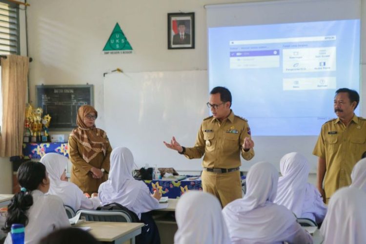 Marak Pungli di Sekolah, Bima Hapus Korlas SD hingga SMP