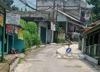 Sejumlah Proyek Jalan di Tamansari Mangkrak, Warga Ancam Demo 