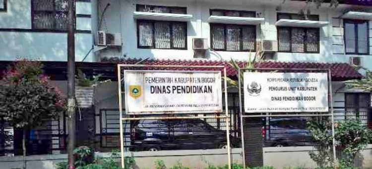 Pembangunan SMPN 5 Cibinong Dinanti Masyarakat