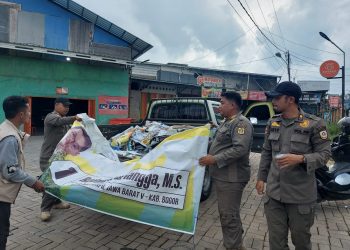 Masa Kampanye Berakhir, Muspika Tamansari Tertibkan APK Pemilu