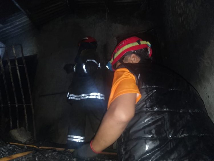 Astagfirullah! Rumah Tukang Cilok Dilalap si Jago Merah