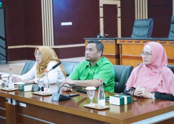 Pos Pengaduan PPDB di DPRD Banjir Aduan