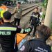 Seorang Pemuda Tewas Tersambar Kereta di Bogor