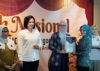 Hari Anak Nasional, KPAID Beri Penghargaan Kepada Sekda Hingga Wartawan Ramah Anak