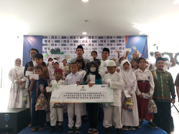 Baznas Kota Bogor Salurkan Program Saku Yatim di Citiplaza Bogor
