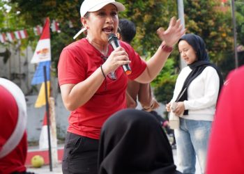 Semarak 17 Agustus di Villa Mutiara Bogor, Rena Da Frina Senam Bareng Dan Bagi-bagi Doorprize