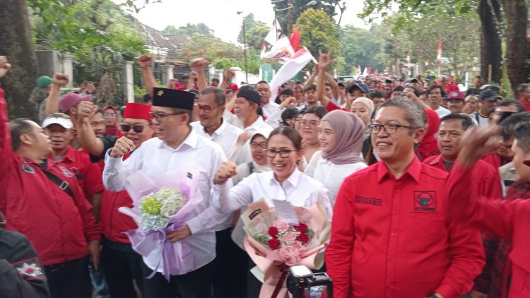 Diusung PDI-P dan Hanura Untuk Pilwalkot Bogor, Rena – Teddy Risandi Daftar ke KPU