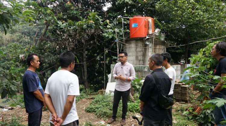 Eka Maulana Ngaku Prihatin di Kota Hujan Masih Ada MCK Warga Yang Kesulitan Air Bersih