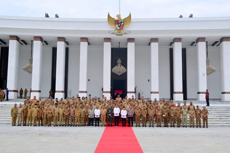Pj Bupati Bogor Asmawa Tosepu Ikuti Rakor di IKN Bersama Presiden Jokowi