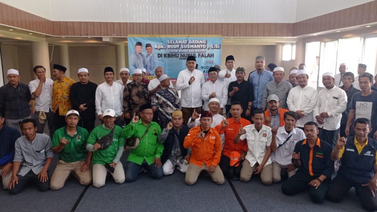 36 Yayasan KBIH Dukung Rudy Susmanto Jadi Bupati Bogor 