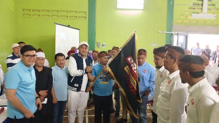 Resmi Dikukuhkan, Cabup Rudy Susmanto Minta Relawan Bramus Fokus Sosialisasi di Dapil 3