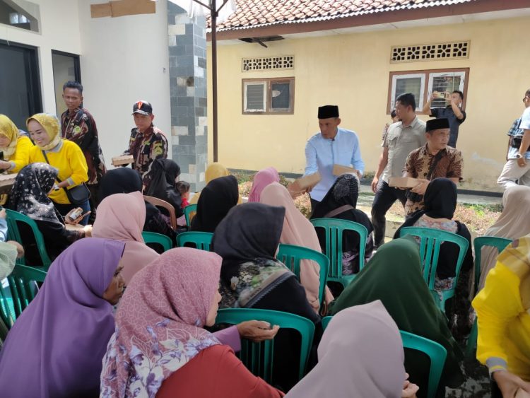 Disela Kampanye, Paslon Rudy Susmanto – Jaro Ade Uji Coba Makan Siang Gratis 