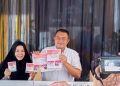Cabup Bogor Rudy Susmanto Bersama Istri Salurkan Hak Suaranya di TPS 03