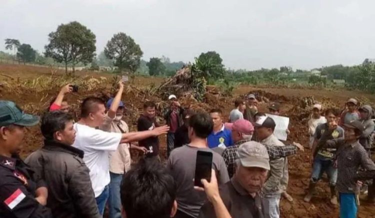 Belum Terima Konpensasi, Warga Demo PT PMC