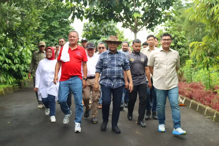 Sukseskan Program MBG Ketua DPRD Kabupaten Bogor dan APPSI Tinjau Peternakan Sapi