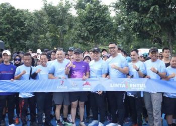 Kenalkan Pariwisata Bogor, Ketua DPRD Sastra Winara Apresiasi Trail Run 2025