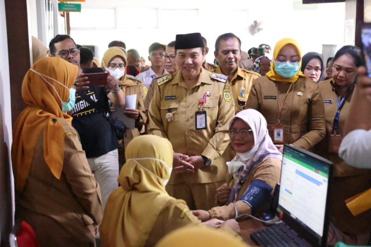 Tinjau Program Kesehatan Gratis, Pj. Bupati dan Sekda Pastikan Akses Kesehatan Warga Kabupaten Bogor