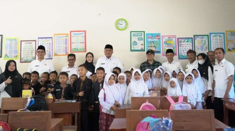 Ketua DPRD Kabupaten Bogor Minta Perbaikan SDN Kalong Sawah 1 Jadi Prioritas
