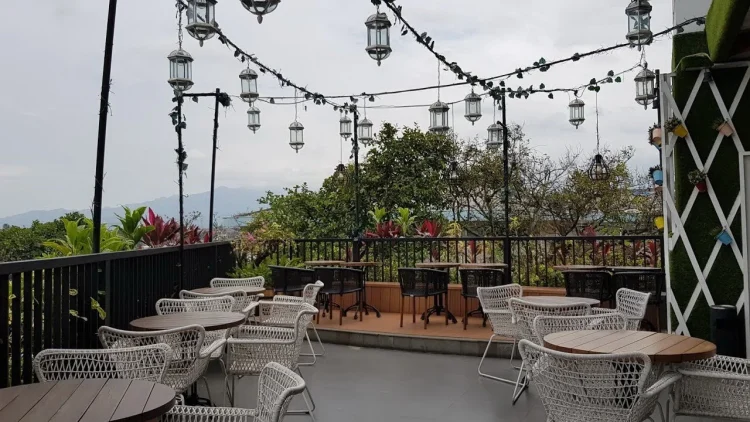 cafe rooftop di Bogor