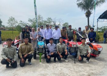 Dukung Swasembada Pangan, Polbangtan Kementan Panen Raya dan Percepatan Tanam di Kabupaten Indramayu