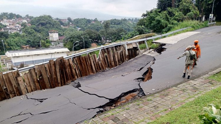 Underpass Batutulis