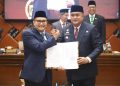 Ketua DPRD Sastra Winara dan Bupati Rudy Susmanto Teken KUA dan PPAS 2025