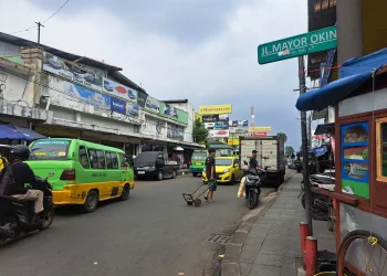 Jalan Mayor Oking,