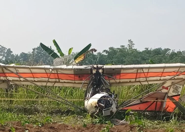 pesawat latih