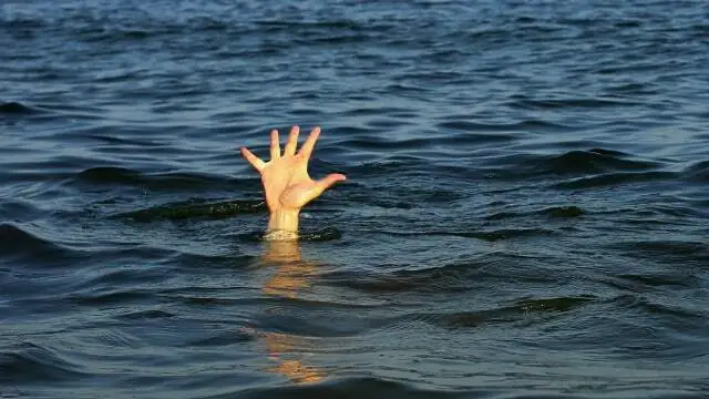 Terbawa Hanyut