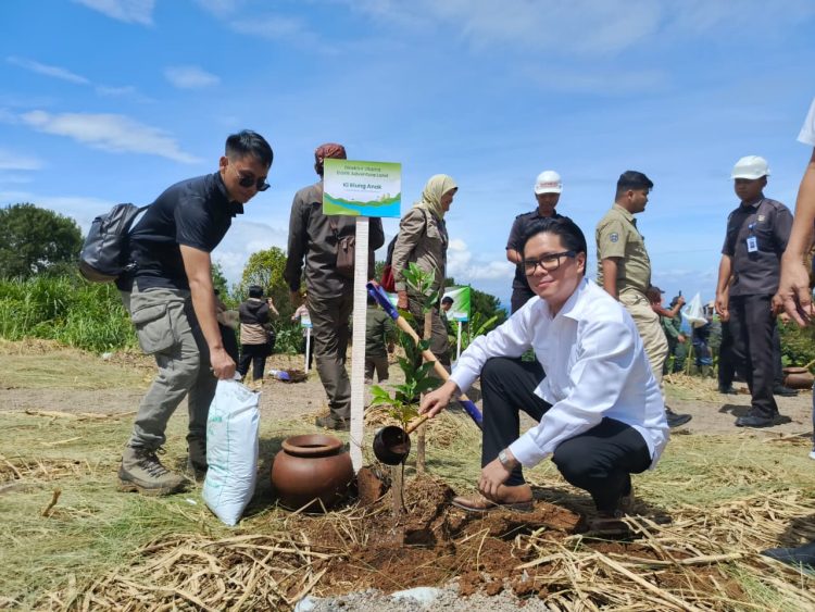 EIGER Adventure Land