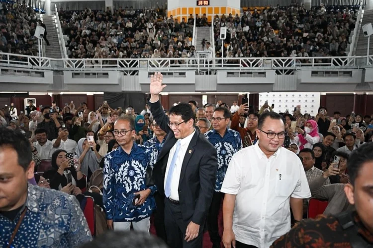 Purbaya Yudhi Sadewa