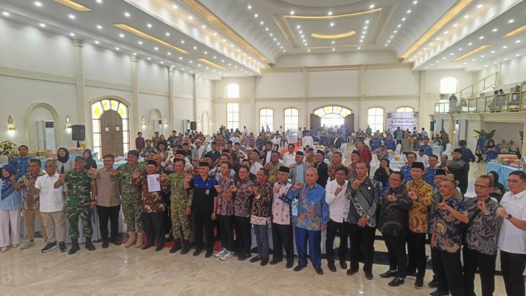 Bupati Bogor dan Wakil Hadiri Lokakarya Pelantikan Tim KPPKBB di Leuwiliang