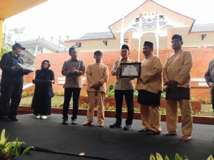 Kementerian Kebudayaan Perkuat Infrastruktur Tradisi Lewat Revitalisasi Padepokan Silat Cimande