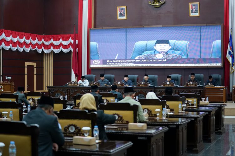 Tutup Akhir Tahun 2025 DPRD Kota Bogor Tetapkan Dua Perda