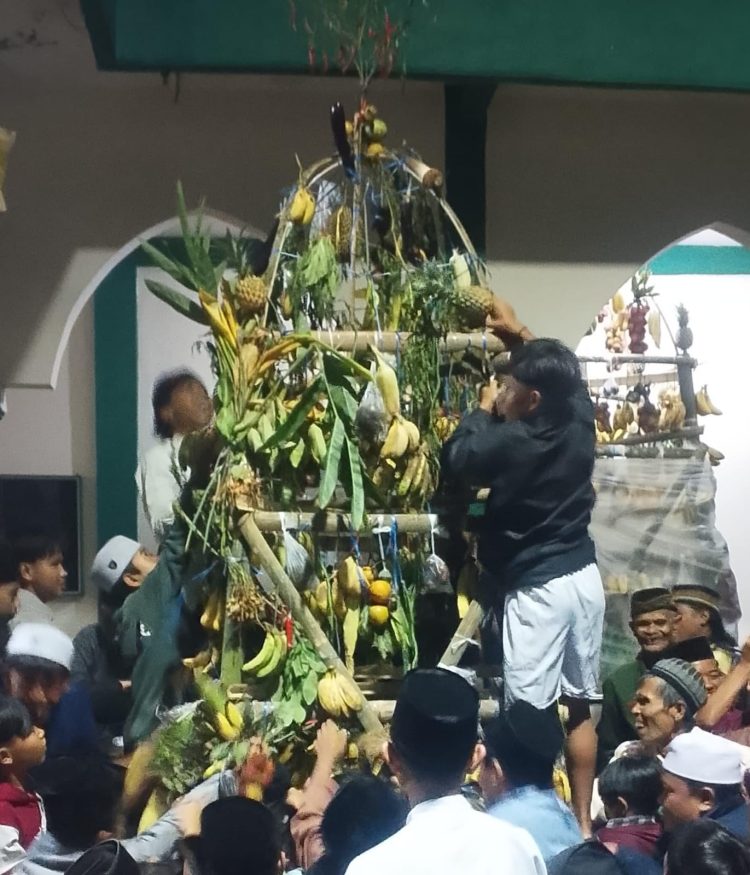 Jaga Warisan Leluhur, Warga Sukamanah Cigombong Gelar Hajat Lembur dan Ruwat Kampung