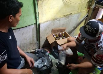 Polsek Ciomas Tindak Tegas Penjual Miras Ilegal di Wilayah Desa Kota Batu