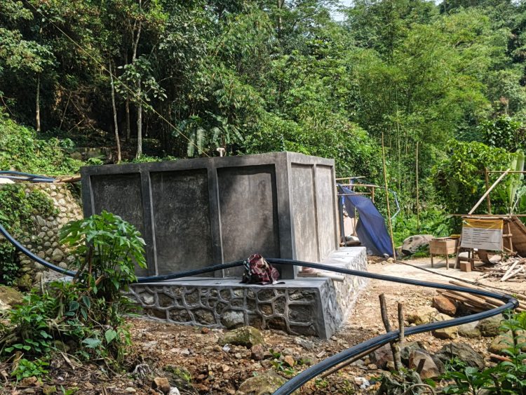 Nilai Proyek SAB Desa Situ Udik Hampir 1 Miliar, Tapi Hasilnya Berantakan