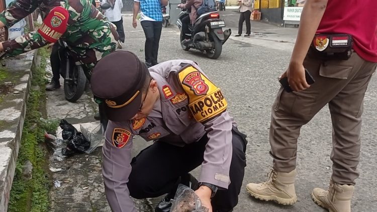 Forkopimcam Ciomas Kompak Aksi Bersih Lingkungan