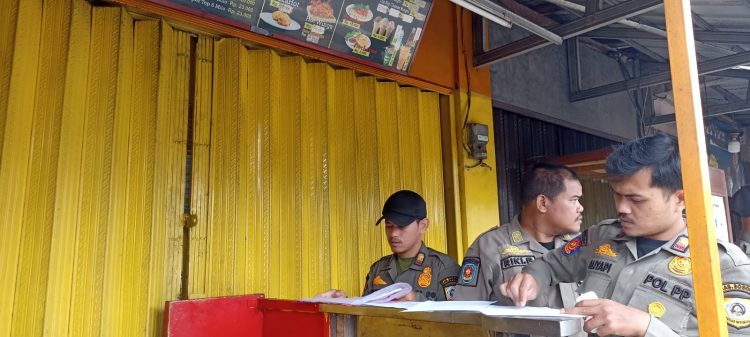 Satpol PP Cigombong Sebar Surat Edaran Kondusifitas Ramadhan ke Desa-Desa dan Pelaku Usaha