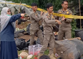 pembuangan sampah liar
