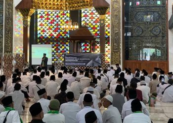 Masjid Raya Nurul Wathon