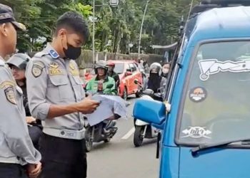 angkot AKDP