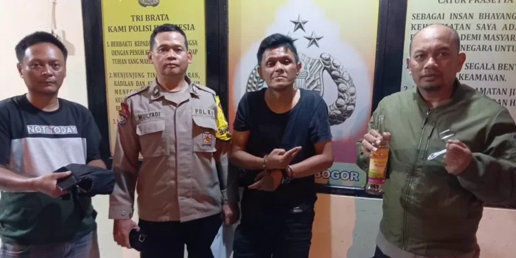 mantan istri