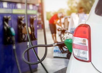 Lonjakan harga minyak