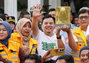 Kota Bogor Raih Sertifikat Menuju Kota Bersih 2026, Ketua DPRD Adityawarman Adil: Ini Hasil Kolaborasi Nyata