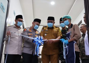 Resmikan SPPG di Cibungbulang, Bupati Rudy Harap Mampu Dongkrak Ekonomi Masyarakat 