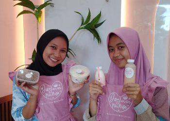 Sensasi Manis di Kaki Gunung Salak: Mencicipi Beragam Dessert Cup Ala Jajanan Mbu Nusa