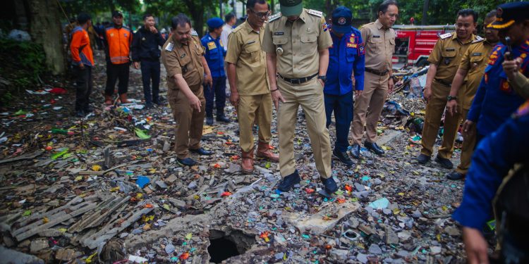 Dedie Rachim Tinjau Eks Area PKL, Tegaskan Keindahan Jalan Abdullah Bin Nuh Harus Terjaga. Foto: Diskominfo