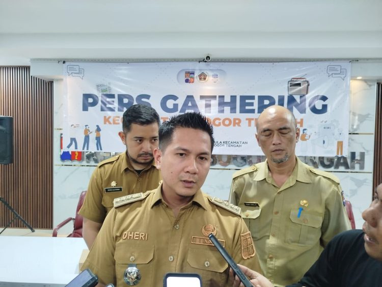 Langkah Tegas Camat Bogor Tengah Tertibkan PKL: Pasang Plang hingga Siapkan Relokasi