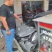 Toyota Avanza menabrak warung